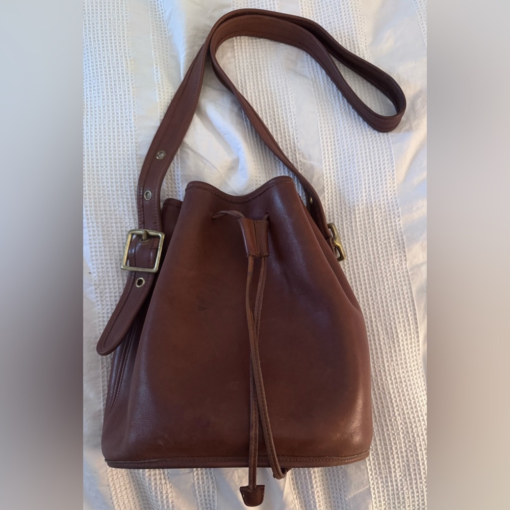 Coach Vintage Lulu’s Legacy Brown Leather Shoulder Bag 9952 - Picture 2 of 10